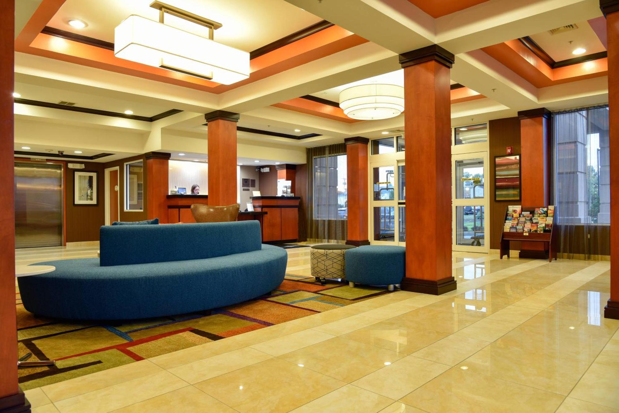 Fairfield Inn Hartford Airport Windsor Locks Exterior photo