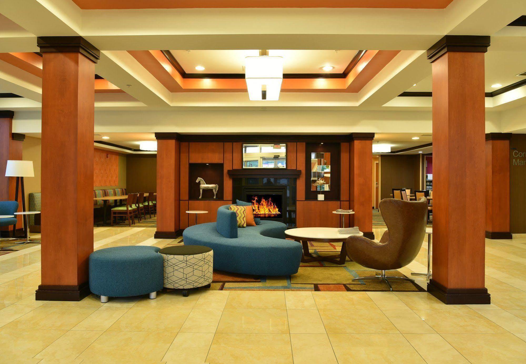 Fairfield Inn Hartford Airport Windsor Locks Exterior photo